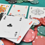 海外カジノで勝負する前に！ポーカーの役一覧と確率を解説！