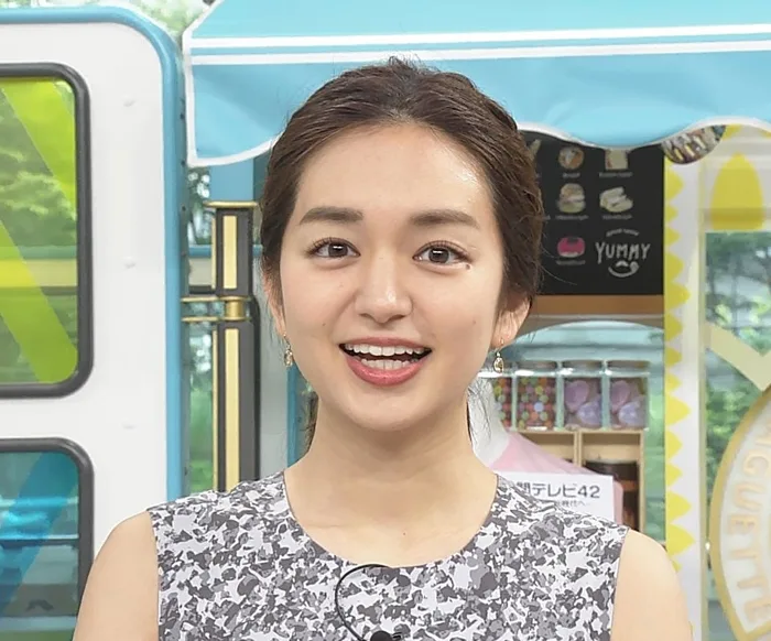 知的さと可憐さを併せ持つ！日テレの人気美人アナウンサー5選