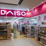 ダイソーで買えるカードゲーム！高額レアカードの買取価格は？